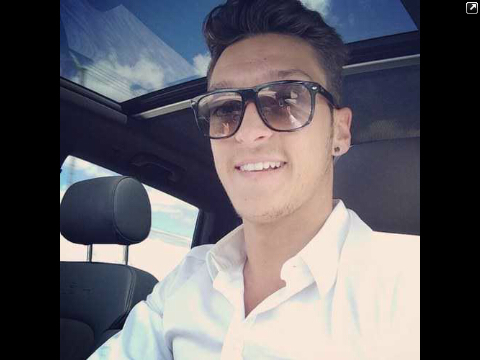 #MesutOzil