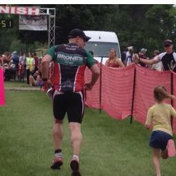 Finished 70.3 and 26.2 along with other distances. Big fan of all Wisconsin sports teams and moonlight in Voiceover.