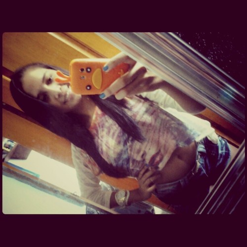 ' eu vou te amar do meu jeito meio besta, mas vou te ɑamar como ngmɑamou .  D, teu marido @tharcio_queiroz  ♥ . eterno sinay & denilson ! (f) .