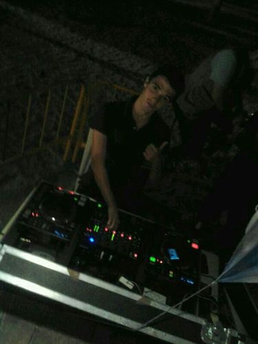 MikeGarciaDJ's profile picture. 18. Joven DJ /Mi objetivo , hacer disfrutar a la gente con cada tema -  Contacto e Info - tlf . 647292622- Albacete III SPAIN III @ClipesAlbacete