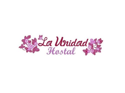 Estamos a la vuelta del ADO.
Limpio, Seguro y Económico.
Habitaciones con baño privado.
Facturamos.