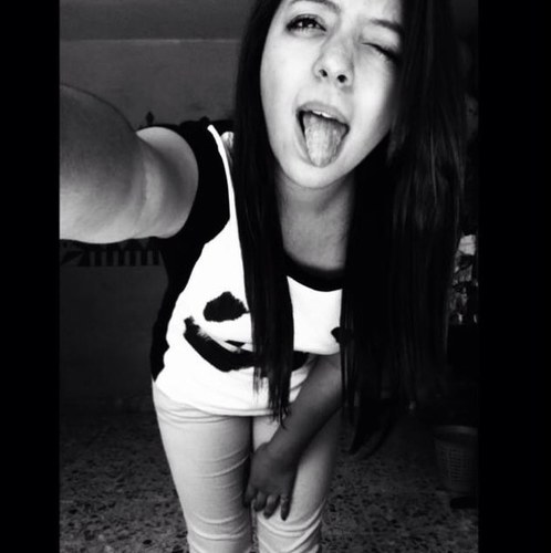 amo la musica House :3 Hardwell mi amor platonico.... Stalkeame wey ¬¬ haha neta me gusta Cx