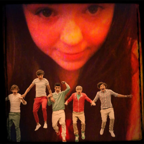 Im a Directioner,have been since 2010 i love them all very much and dont have a fav coz they all my favourites..ilove them all:D @onedirection