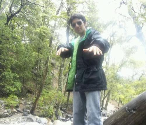 Sonrie y demuestra que ers mas fuerte que tus problemas... #follow bak seguro!