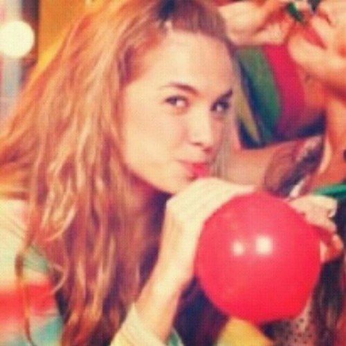 UnitedBlanco's profile picture. Como um anjo pra mim