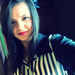 Una chica de ensueño, super fan de la banda RBD, Danna Paola y siempre trata de ser feliz en tu veida seguida por  @DannaPaolaComBr