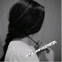 كلام الحزن يجذبني . (@razan17q) 's Twitter Profile Photo