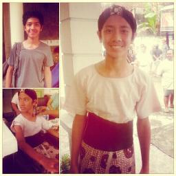 EMDBandung's profile picture. Welcome to the first and official fanbase of Emir Mahira Salim from Bandung. Has been followed by him. Support you, you know we will and always do @EmyrMahira ♥