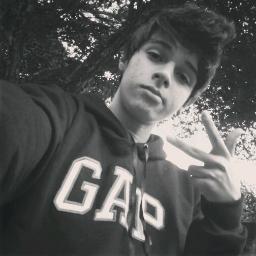 whatsapp (11)988299964         sou trabaiado u.u