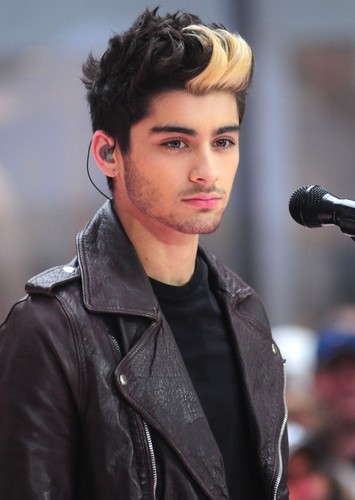 @obsessingzarry & @skipshoodie