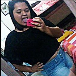 '' Faço de mim, casa de sentimentos bons. Onde a má fé não faz morada e a maldade não se cria. ''
- Forfun