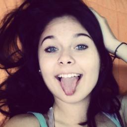 GabsAraujo1's profile picture. Sou Viciada em Chocolates e Fã da @GabySpanic hahaha me segui ai amores !