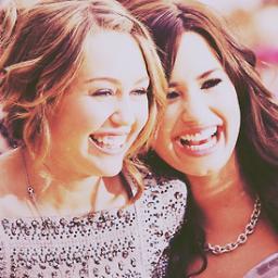 ..  Demi da Dani, Miley da Dani ...♥