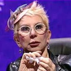 feminista radical, crítica de la jet-set y el frikismo rosa patrio