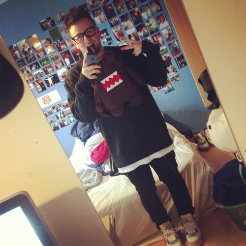 follow my new twitter @IAmChaarlie