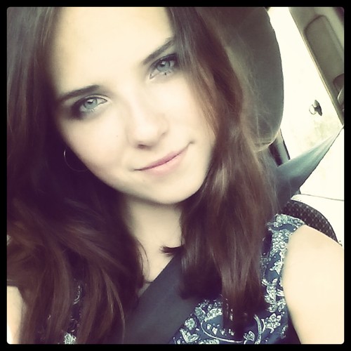 nensimidway's profile picture. 