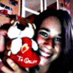 hhLuciaa's profile picture. 