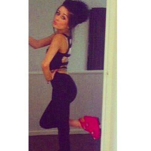 CVhartx's profile picture. The Luckiest & The Happiest