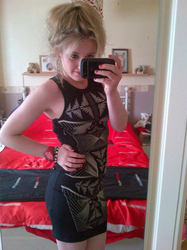 FOLLOW ME,I FOLLOW BACK xxx relɑtionship stɑtus-tɑken.. mybeɑutifulbestfriend;ripangel♥.