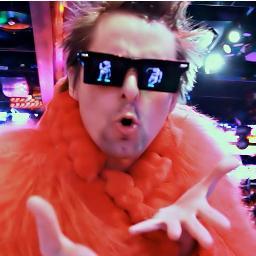 Ooh 1, 2, 3, 4 fire’s in your eyes, and this chaos, it defies imagination! Oooh 5, 6, 7, 8, 9 lives
You’ve arrived at panic station!