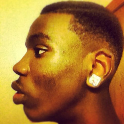 Lamar ramon hampton 6'1 follow me on instagram @lamarhampton follow on viddy lamarhampton