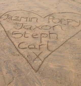 jazminpops's profile picture. 