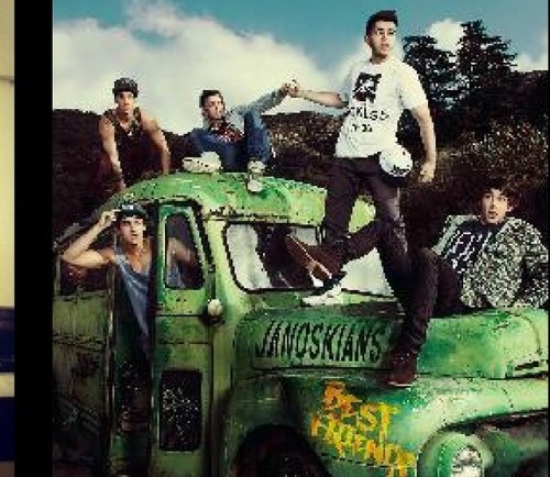 AZNMofo's profile picture. 