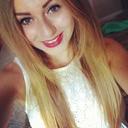 Lara Brooks - @BowChickaWowW0w - Twitter