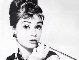 2 soeurs - 1 en angleterre, 1 en france - beauty addicts !
http://t.co/3s2yKAIOt3