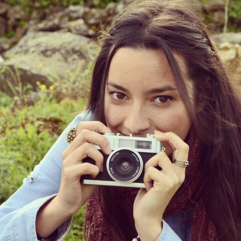 Llena la vida de buenos momentos y haz que valga la alegría.Dedico 5 minutos al día a analizar la fortuna de existir!    
Mis CAN-acCIONES me definen