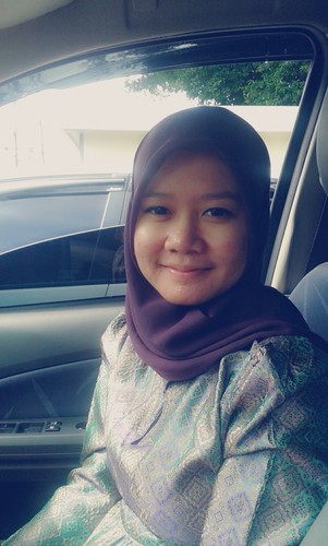 i'm a young midwife,everyday meet pregnancy women,babys,blood, and doctor.. keep health and independent women,insyaallah...