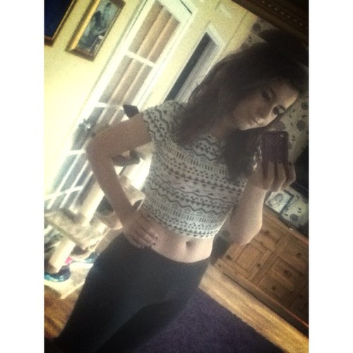 lauraachanning's profile picture. http://t.co/1czFcaSuXP me, i follow back!