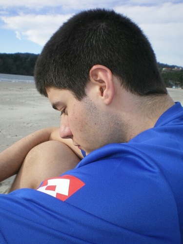 joelfl12's profile picture. 21.Ex-Portero de Bm.Pontedeume y Tirso de Molina.Futuro Tecnico Superior en Automatizacion y Robotica Industrial.