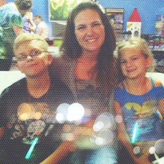 cera_crow's profile picture. wife, mother, sister, daughter, aunt - I wear many hats....life is good, God is great!!!!