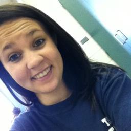 #Lesbian #Singleelifee Just a small town barbiee with big dreams!! #Softballl