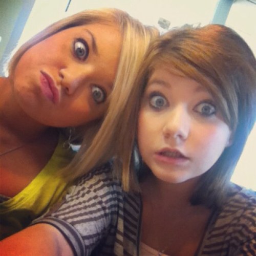 hopelesssoup's profile picture. My name is Val and I basically just repost