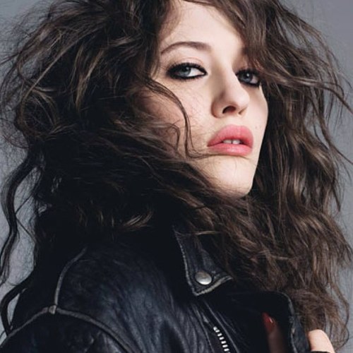 MaxinaM's profile picture. Keeping my life full of Sarcasm. It's the only way to /not/ get hurt. Serving at a café and making cupcakes. Can life get any better? ( #Single )