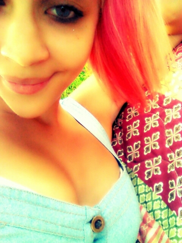Sinqle && Livinq Life ! ( ;