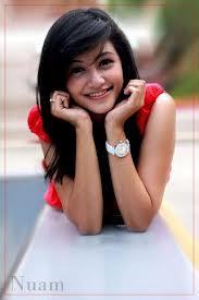 Care too little,you lose them.care too much,you get hurt.follback?mention :)