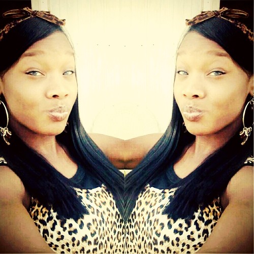 |16 Years Young| ---- $ingle(: !! #CHS ! Yea.. So Follow & Mention & I'll Do the same! #Follow or Be Rachet....