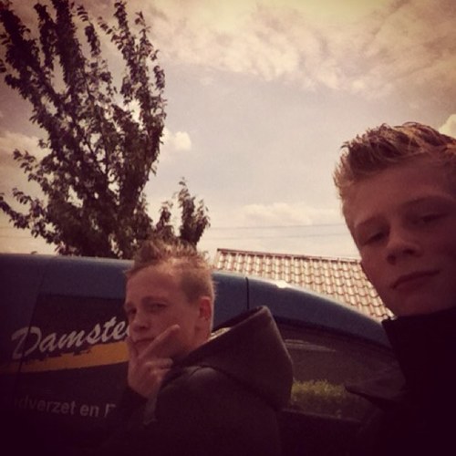 #teamsupercool ft.guinty
Je moeder
Kaas is lekker 
Wie dit leest is dom 
Ha-ha-ha
