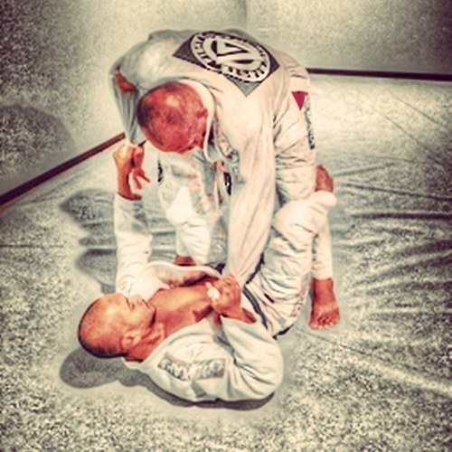 BJJ practitioner! #teamfollowback kinda guy. #majorswag #Oss!