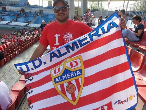 un persona normalita amante del futbol y la buena musica