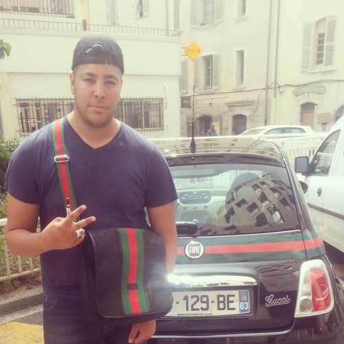 #ARMANI#BALOTELLI#MONEYWEED# seul contre tous je vous baize tous