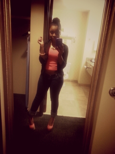Sometimes things fall apart so better things can be put together -Marylin Monroe