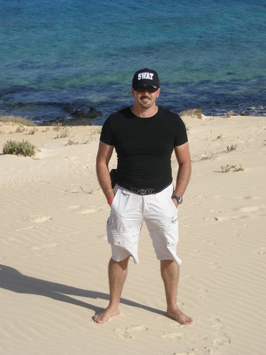 FriendBeWater's profile picture. 