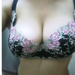 Tie0721's profile picture. いやー、大した事をしてるわけでもないのですが……何故に1000も。　ところで、そろそろエロエロな事がしてみたいです。