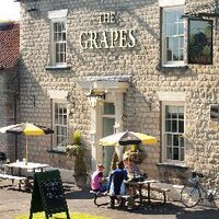 The Grapes Inn (@grapesslingsby) 's Twitter Profile