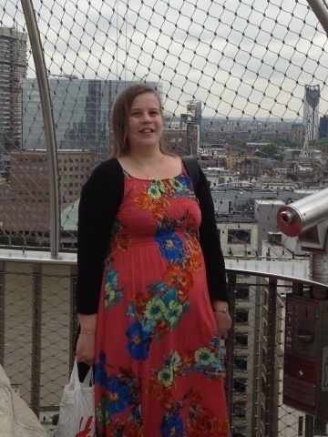 honeydebra's profile picture. LOVES going to the theatre, loves music and dancing, enjoy reading