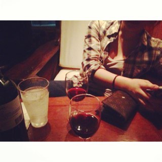 happy_sus's profile picture. i'm just one of them not one of a kind 
지극히 평범한 일상의 트윗 instagram: happy_sus